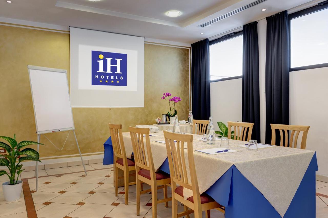 Ih Hotels Firenze Business Scandicci Ngoại thất bức ảnh